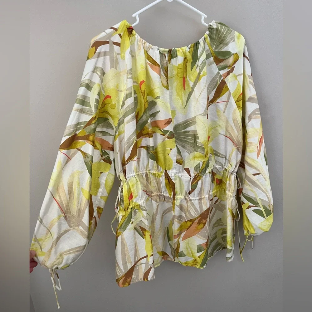 H&M Leaf Print Women's Top - Picture 3 of 4